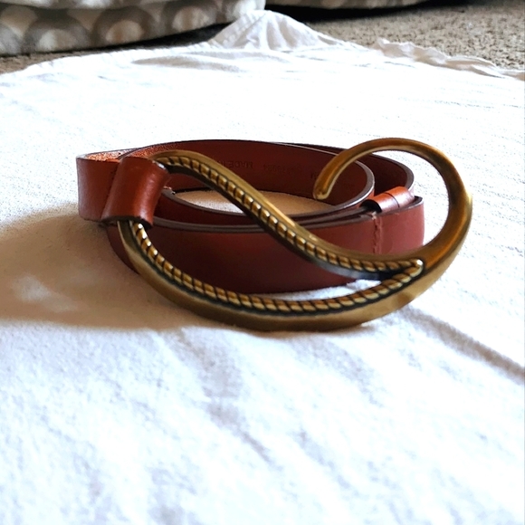 Chico's Accessories - Chico's S/M Adjustable Leather Belt